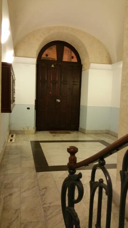 Suite Calefati "Monolocale" Bari Exterior photo